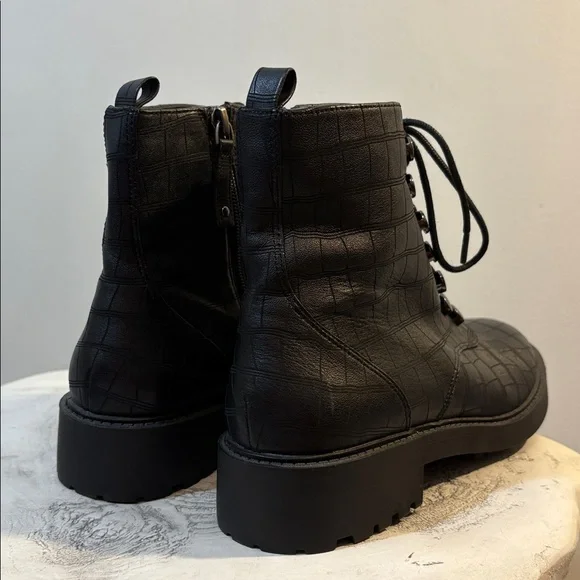 Black Lace Up Combat Style Snake / Croc Reptile Embossed Ankle Boots, size 8 - Picture 5 of 13